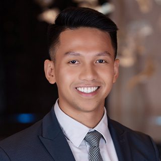 Cesar Executive Host